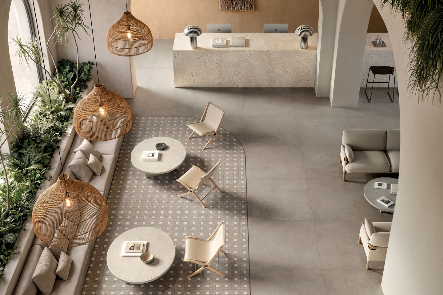 Hall con banco Tracce Argilla e tappeto a mosaico Tassello Micro