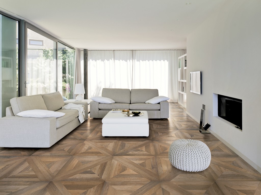 Piastrelle effetto legno antico in gres porcellanato barrique